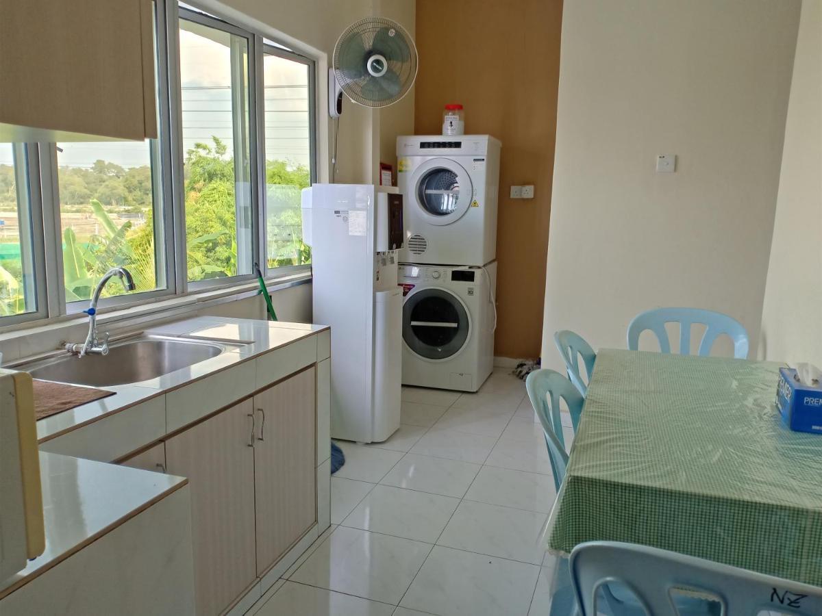 Cityscape Lodge - Penginapan Bajet Yang Mudah, Selesa & Selamat Dengan Wifi Dan Parkir Percuma Serta Layanan Mesra Tambah Servis Memuaskan Lumut Exterior photo